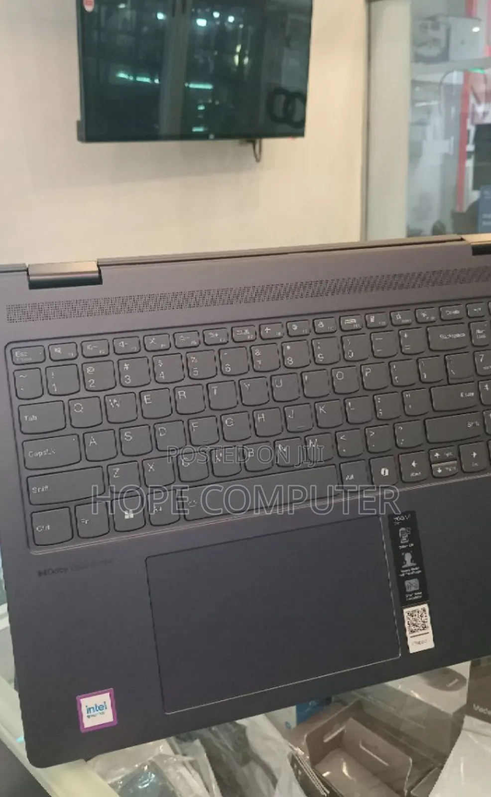 New Laptop Lenovo Yoga 7i 16GB Intel Core Ultra 7 SSD 1T