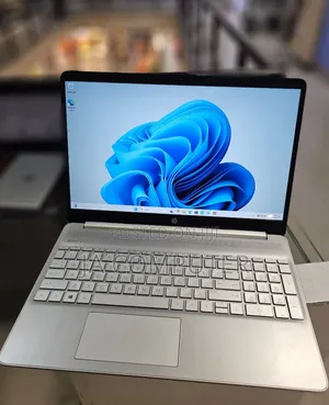 New Laptop HP Stream Notebook 12GB Intel Core I5 SSD 256GB