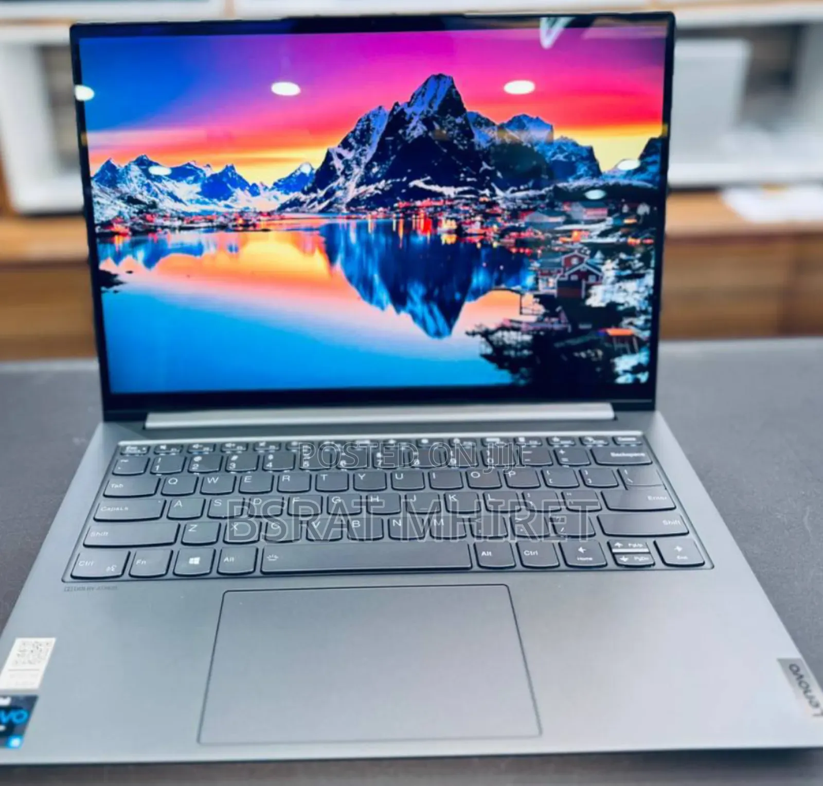 New Laptop Lenovo Yoga 7i 16GB Intel Core I5 SSD 512GB