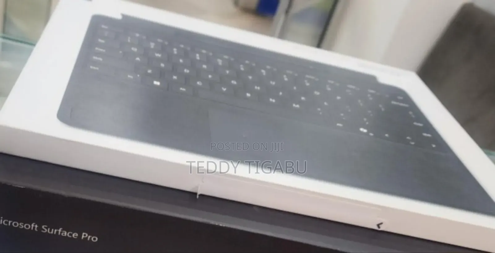 New Microsoft Surface Pro 11th Edition, a Copilot+ PC 16GB SSD 512GB