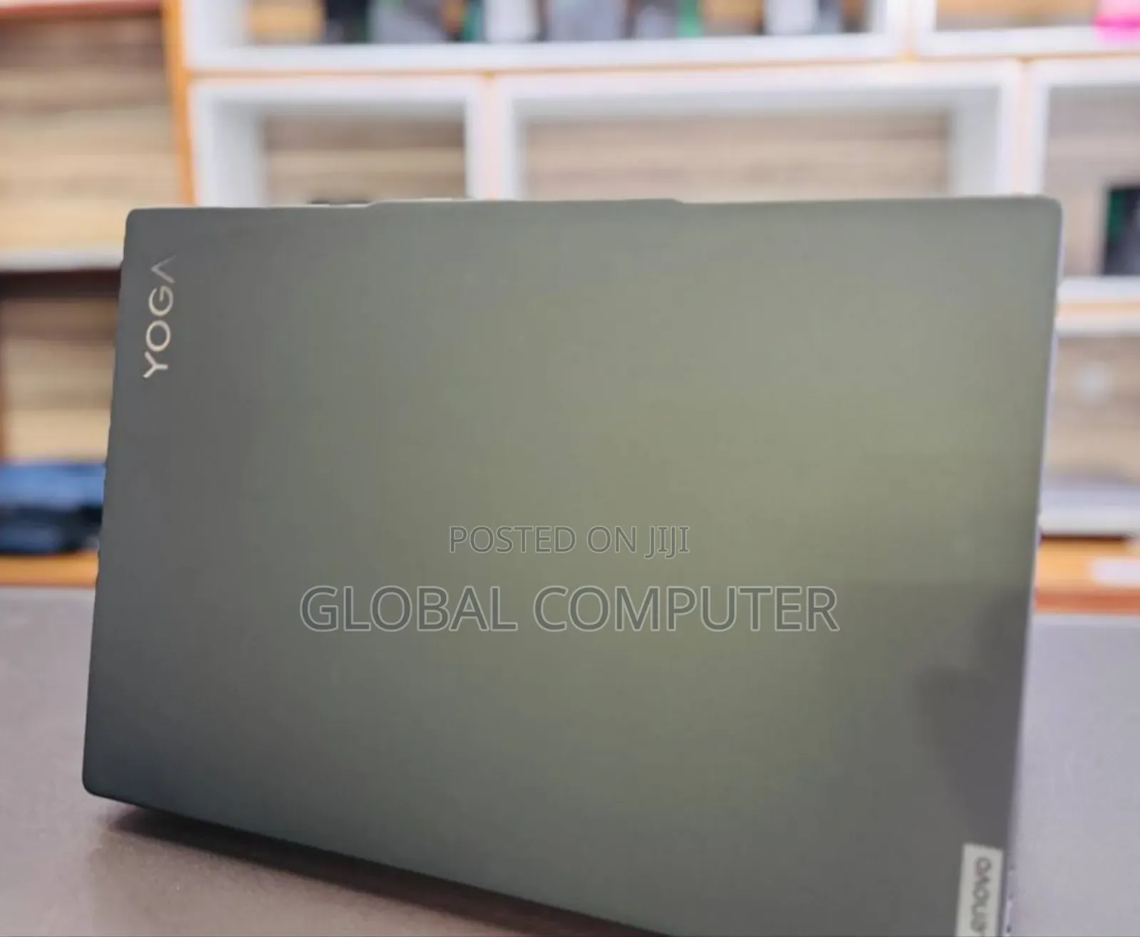 New Laptop Lenovo Yoga 700 16GB Intel Core I7 SSD 512GB