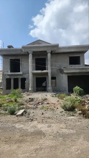 6bdrm House in Ccd Real State, Oromia-Finfinne for sale