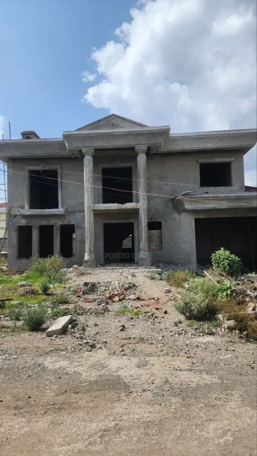 6bdrm House in Ccd Real State, Oromia-Finfinne for sale