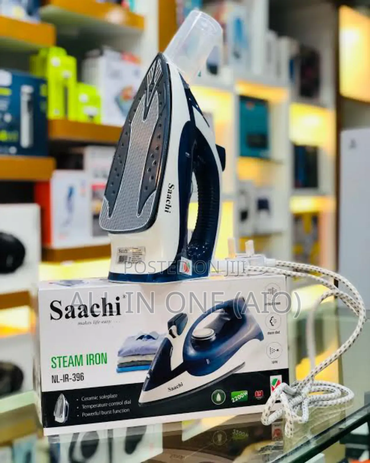 Saachi Steam Iron
