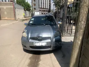 Photo - Car Rent (Toyota Yaris )