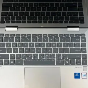 New Laptop HP Envy X360 8GB Intel Core Ultra 5 SSD 512GB