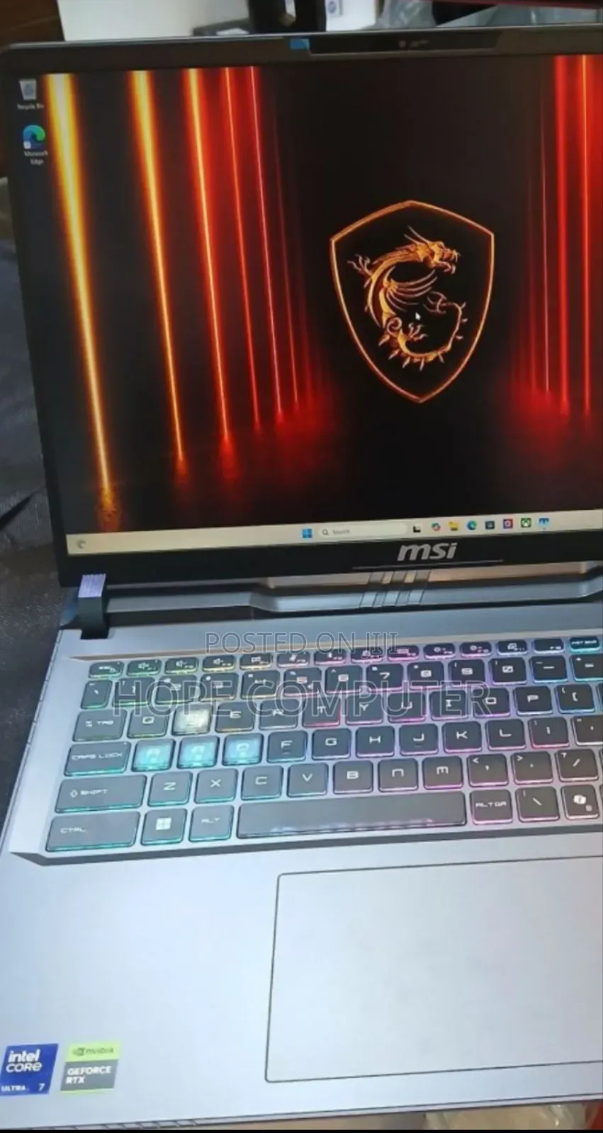 New Laptop MSI Vector 17 HX AI A2XWJG 16GB Intel Core Ultra 7 SSD 1T