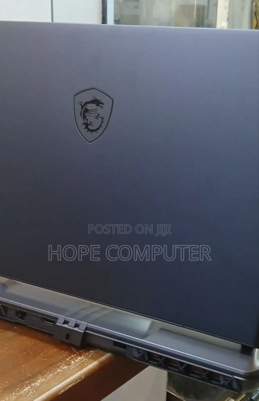 New Laptop MSI Vector 17 HX AI A2XWJG 16GB Intel Core Ultra 7 SSD 1T