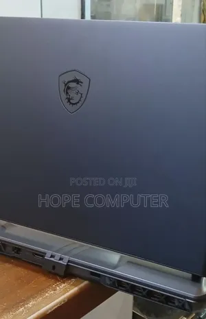 New Laptop MSI Vector 17 HX AI A2XWJG 16GB Intel Core Ultra 7 SSD 1T