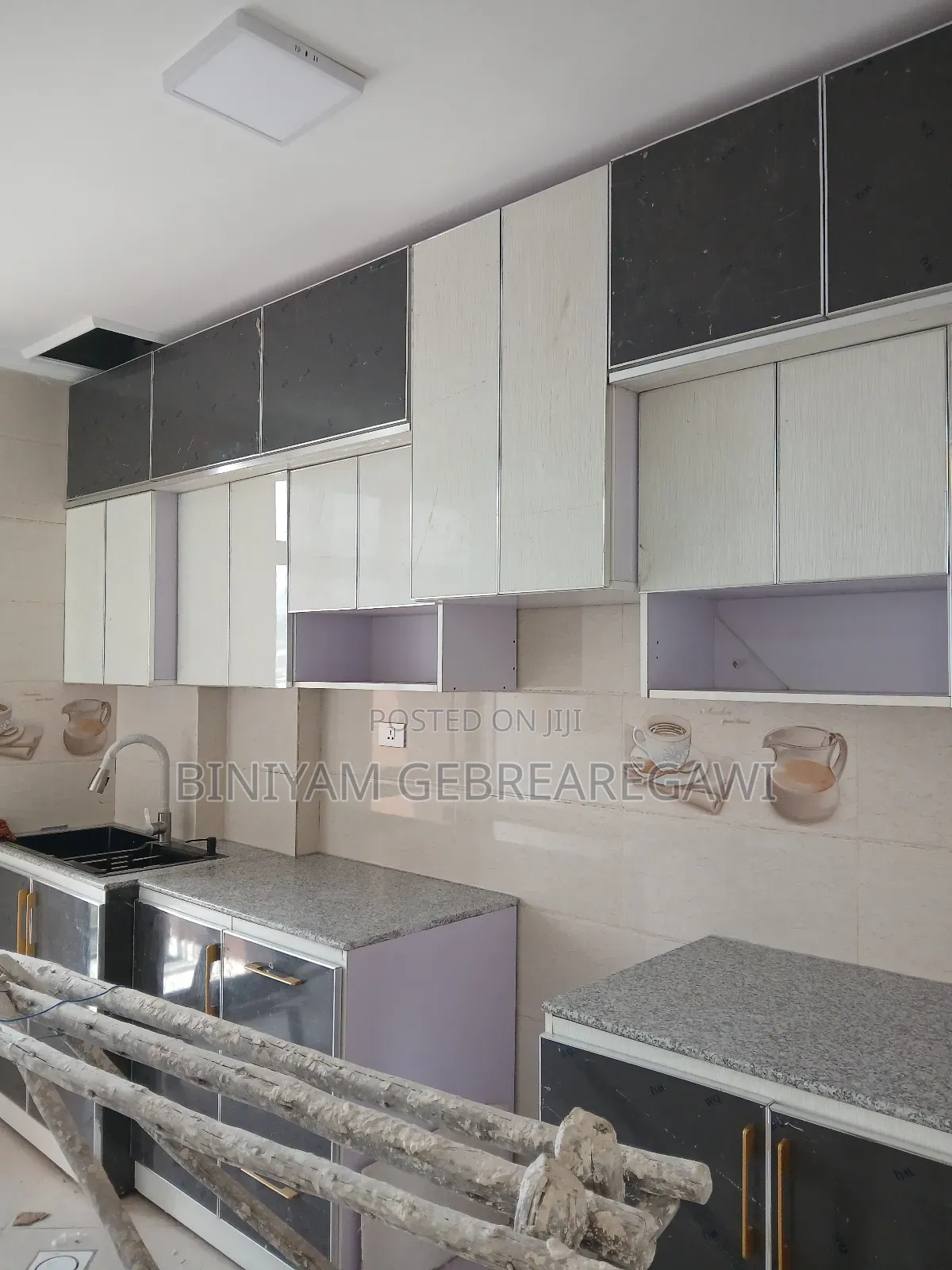 3bdrm Apartment in Apartment, Yeka for rent