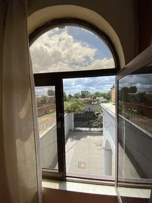 Furnished 3bdrm Apartment in Apartment, Yeka for rent