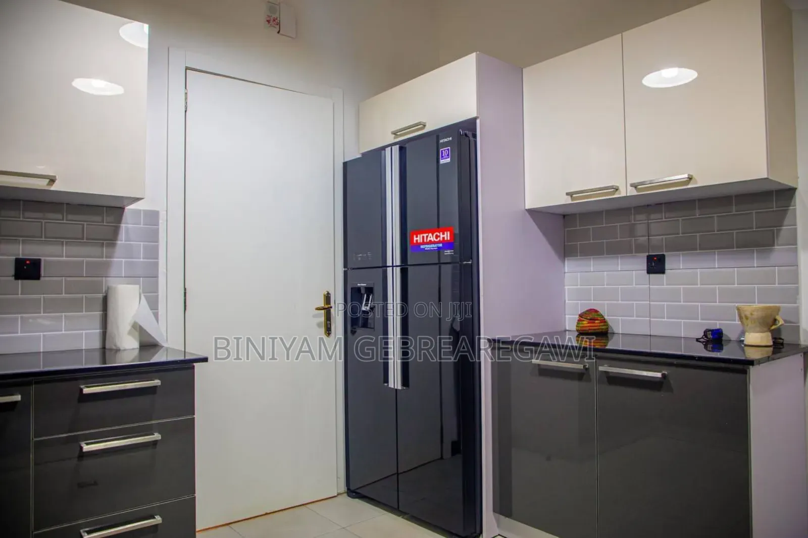 Furnished 1bdrm Apartment in Apartment, Yeka for rent