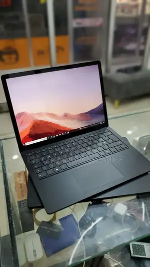 New Laptop Microsoft Surface 3 8GB Intel Core I5 SSD 256GB