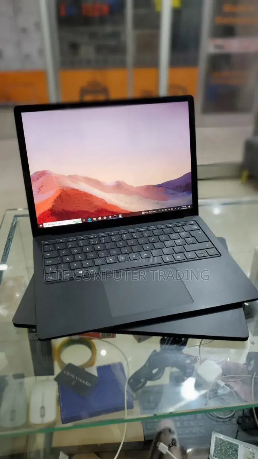 New Laptop Microsoft Surface 3 8GB Intel Core I5 SSD 256GB