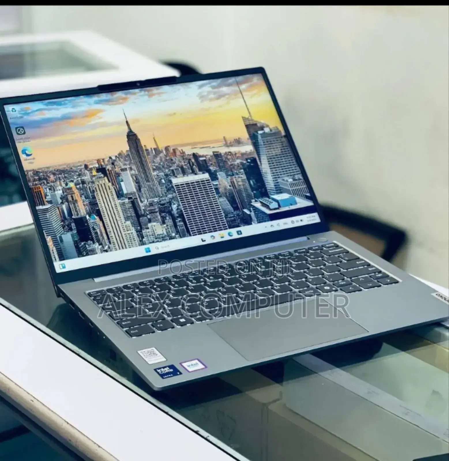 New Laptop Lenovo Thinkbook 14 16GB Intel Core Ultra 7 SSD 512GB