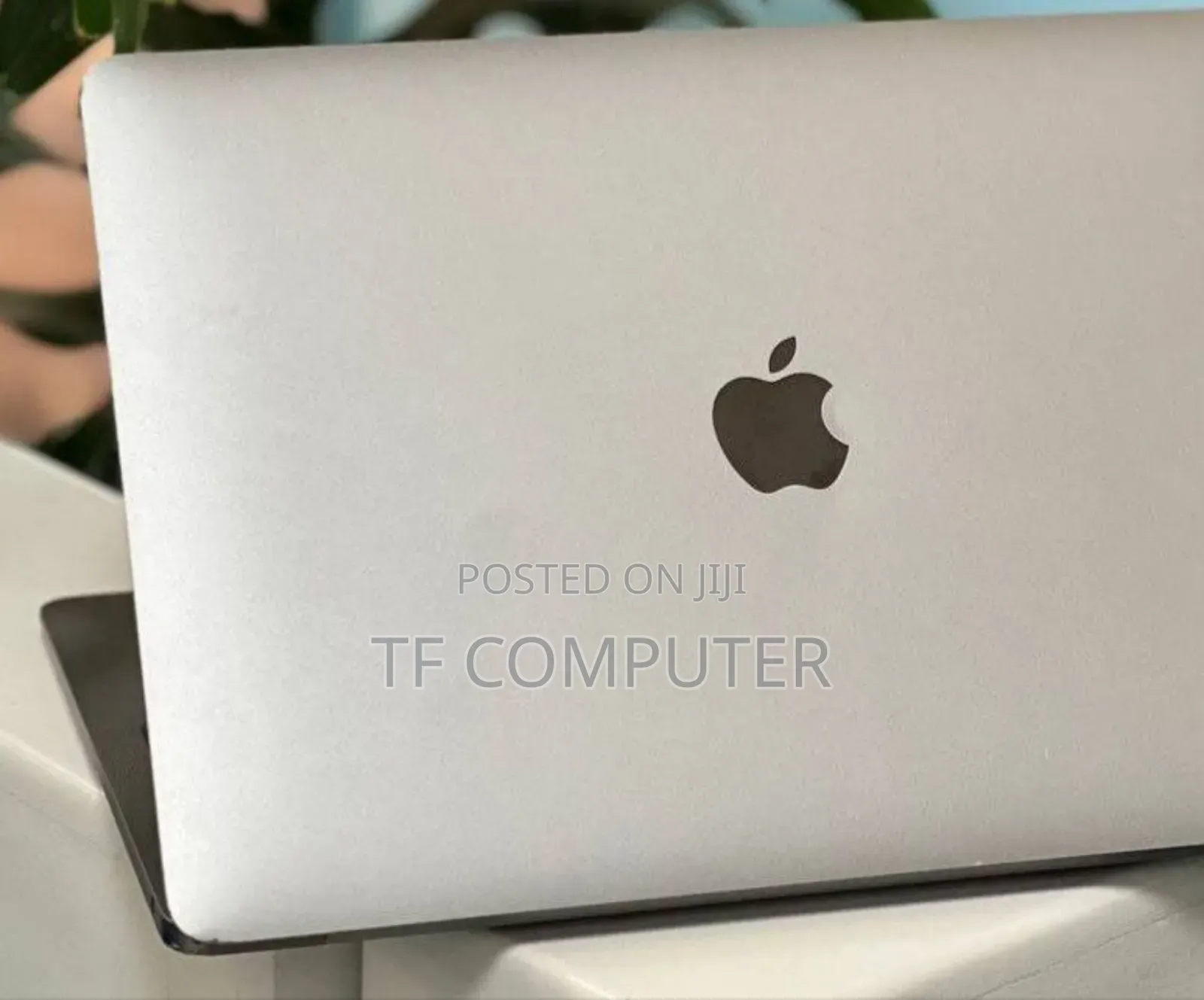 New Laptop Apple MacBook Pro 2020 16GB Intel Core I5 SSD 512GB