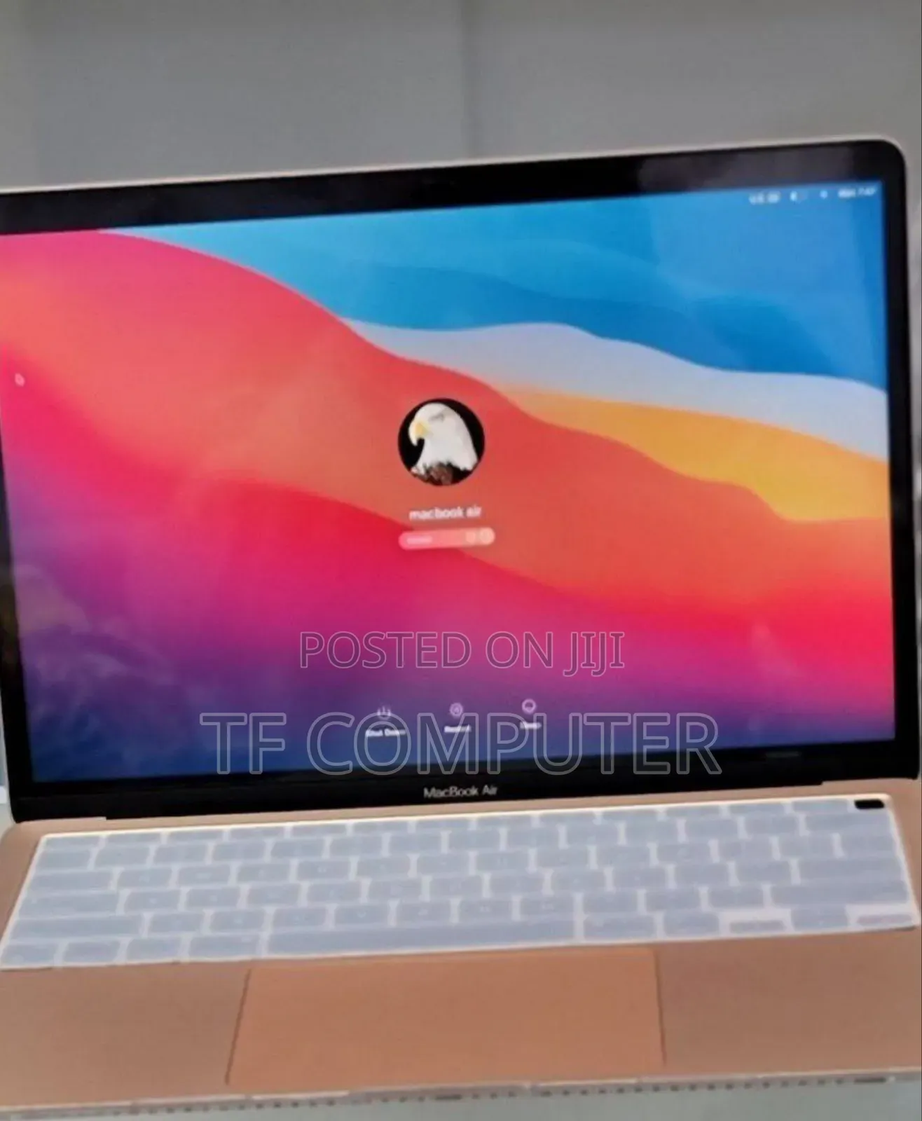 New Laptop Apple MacBook Air 2020 M1 8GB Apple M1 SSD 256GB