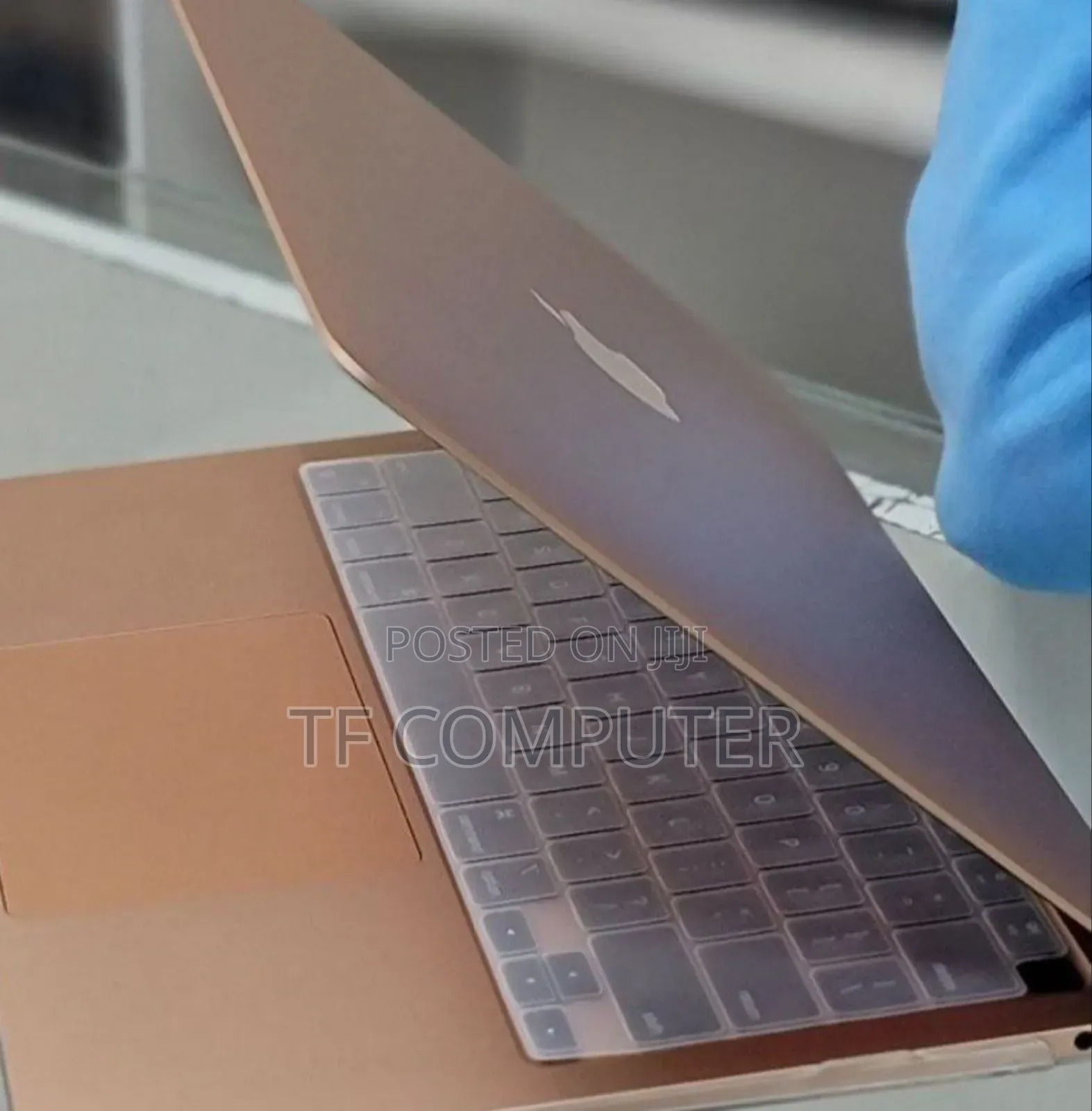 New Laptop Apple MacBook Air 2020 M1 8GB Apple M1 SSD 256GB