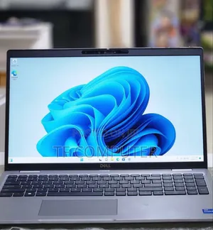 Photo - New Laptop Dell Latitude 5540 16GB Intel Core I7 SSD 512GB