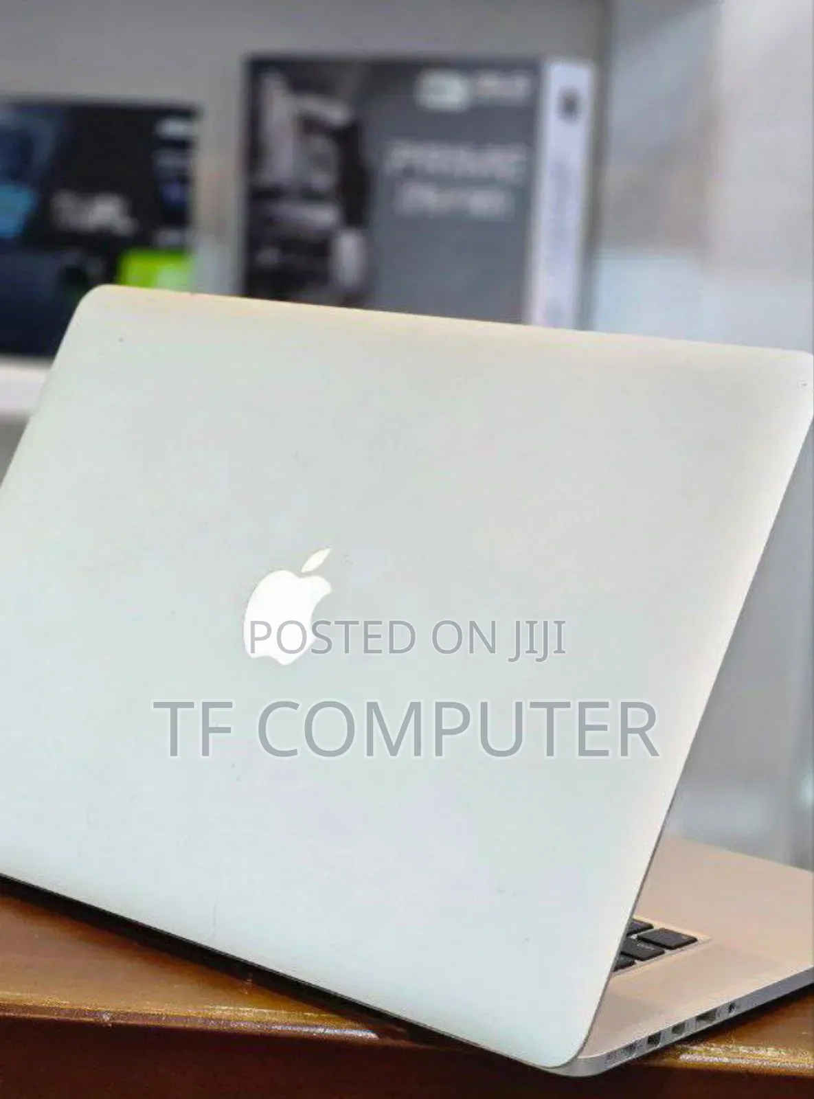 New Laptop Apple MacBook Pro 2015 16GB Intel Core I7 SSD 256GB