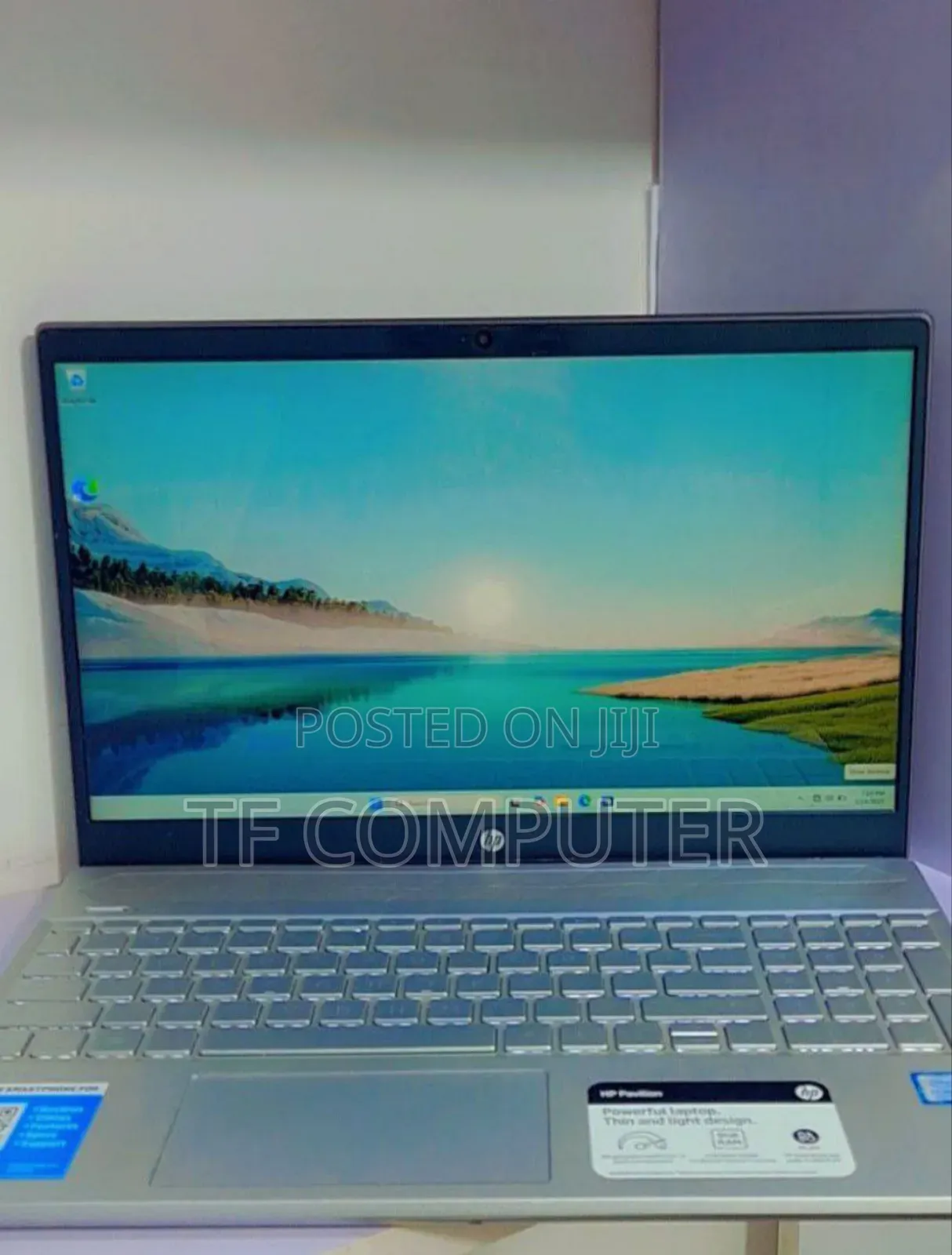 New Laptop HP Pavilion 15 8GB Intel Core I7 SSD 256GB