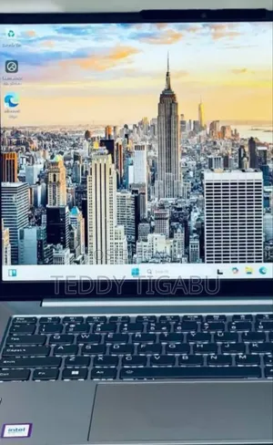 New Laptop Lenovo ThinkBook 14s Gen 2 16GB Intel Core Ultra 7 SSD 512GB