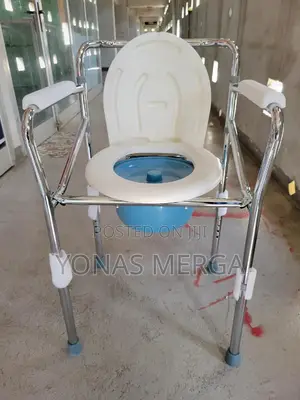 Photo - Commode Chair as the Toilet0٥detachable Commode Pot8٥toilet