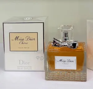 Photo - Moiss Dior Chérie Eau De Parfum Timeless Embrace of Elegance