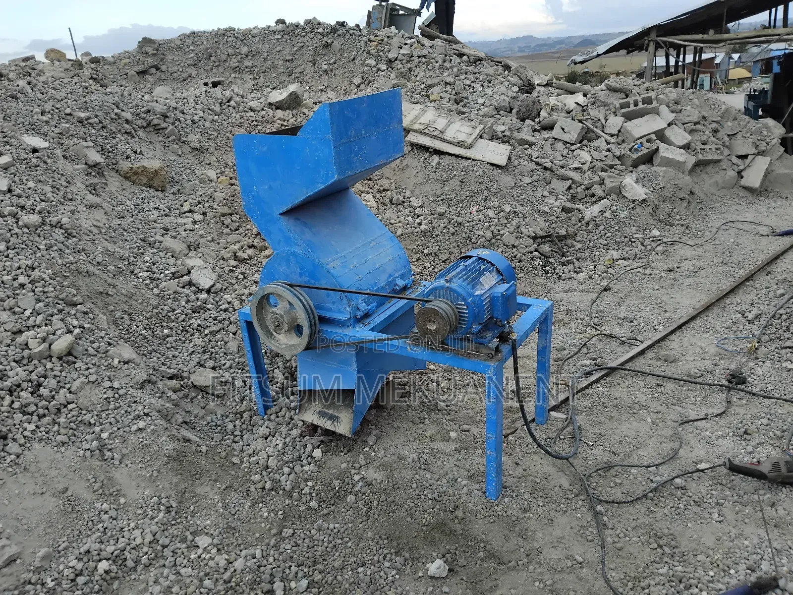 Over Size ኮሚቼ እና ድንጋይ መፍጫ Hammer Mill