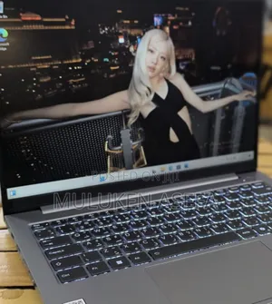 New Laptop Lenovo Thinkbook 14 16GB Intel Core Ultra 7 SSD 512GB