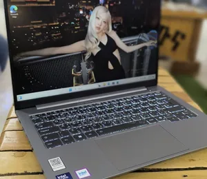 New Laptop Lenovo ThinkBook 15 16GB Intel Core Ultra 7 SSD 512GB