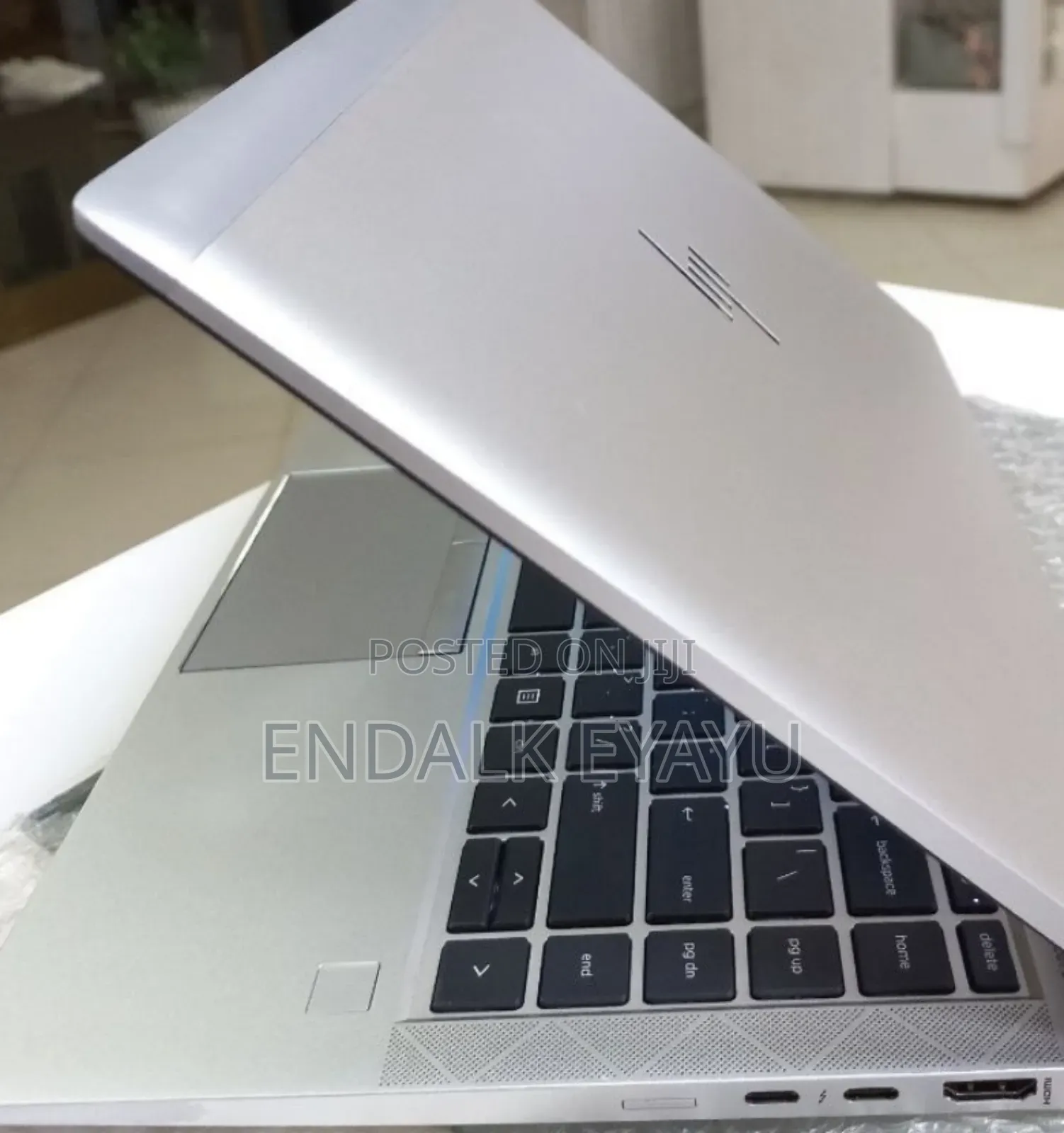 New Laptop HP EliteBook 840 G8 16GB Intel Core I7 SSD 512GB