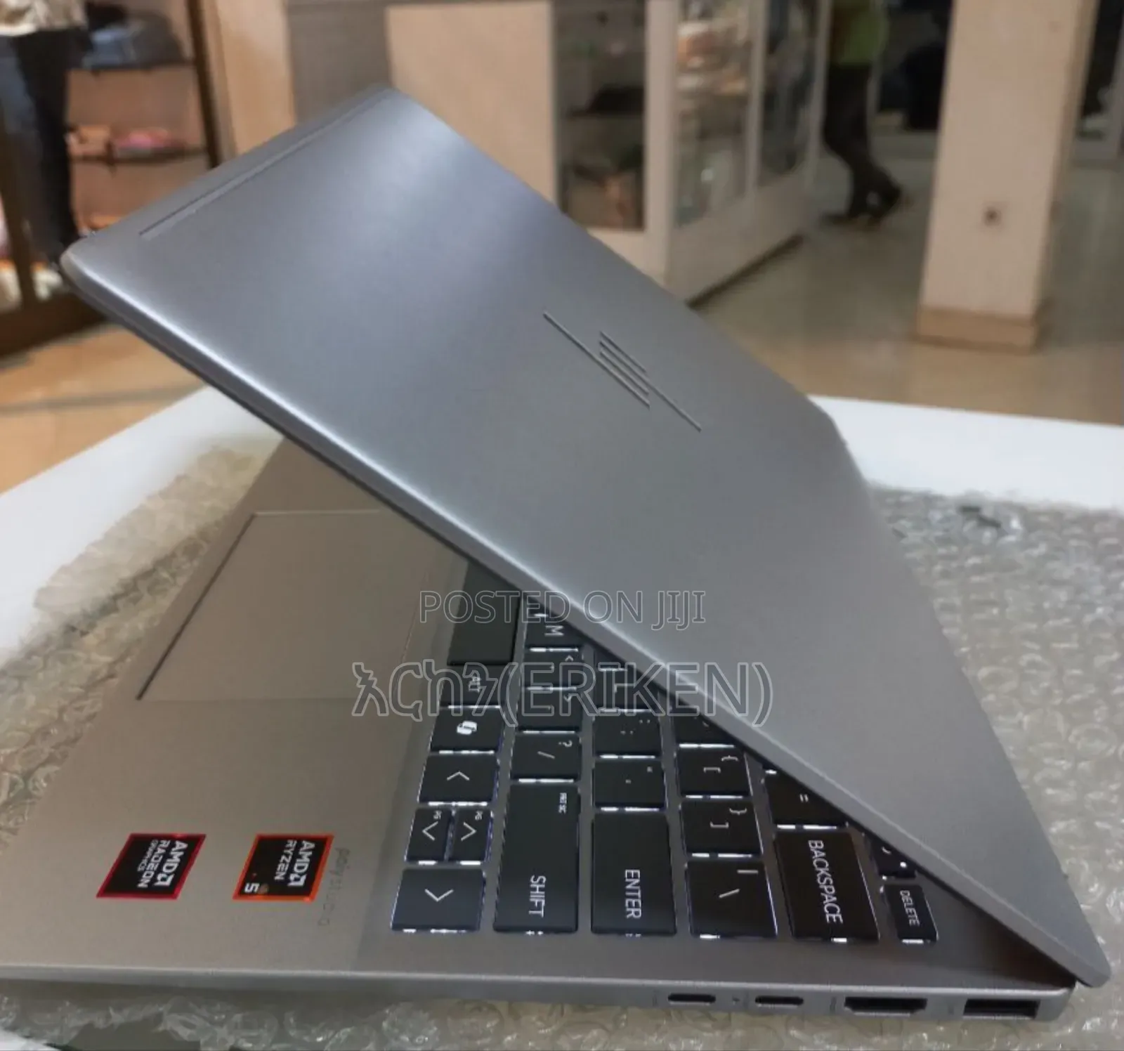 New Laptop HP Pavilion 14 16GB AMD Ryzen 5 SSD 512GB