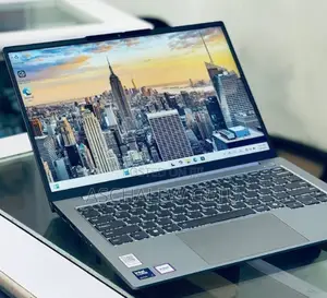 New Laptop Lenovo Thinkbook 14 16GB Intel Core Ultra 7 SSD 512GB