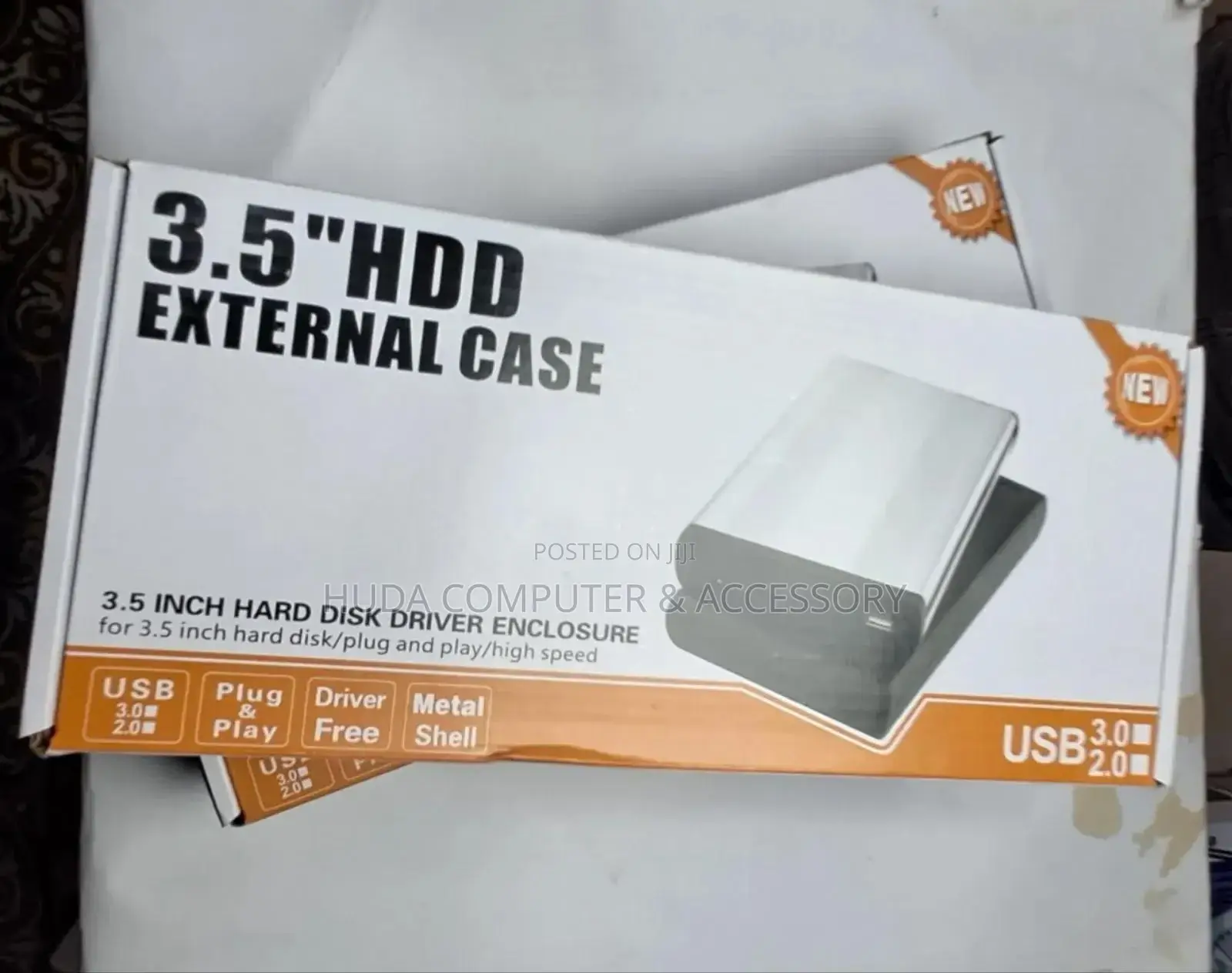 Desktop Hard Disk Enclosure