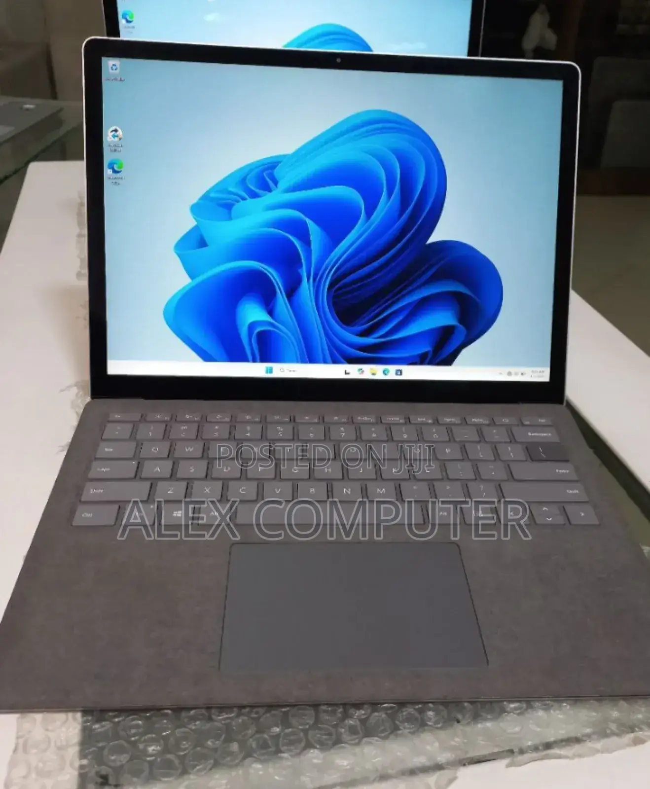 New Laptop Microsoft Surface Laptop 4 16GB Intel Core I7 SSD 512GB