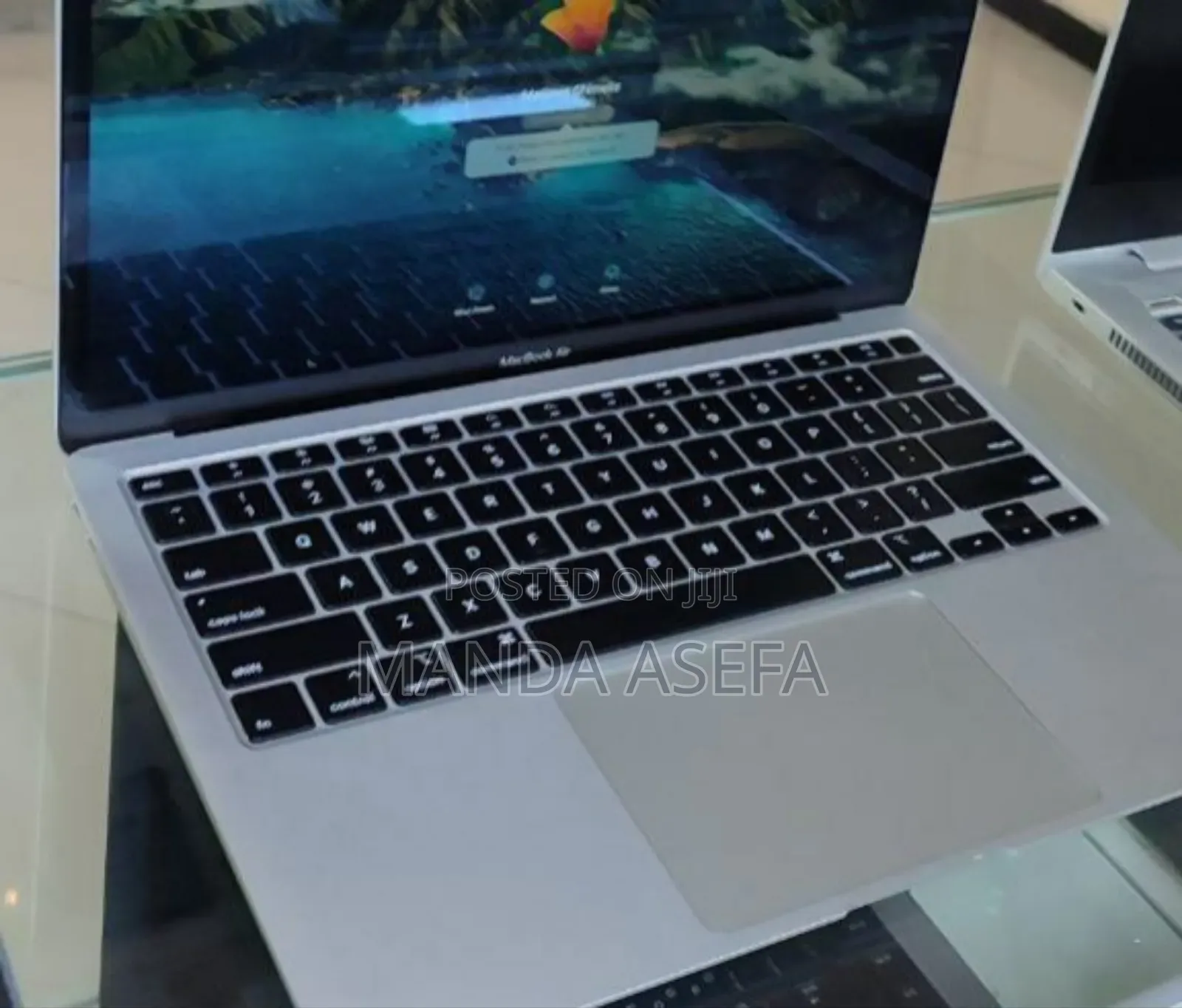 New Laptop Apple MacBook Air 2020 8GB Intel Core I3 SSD 256GB