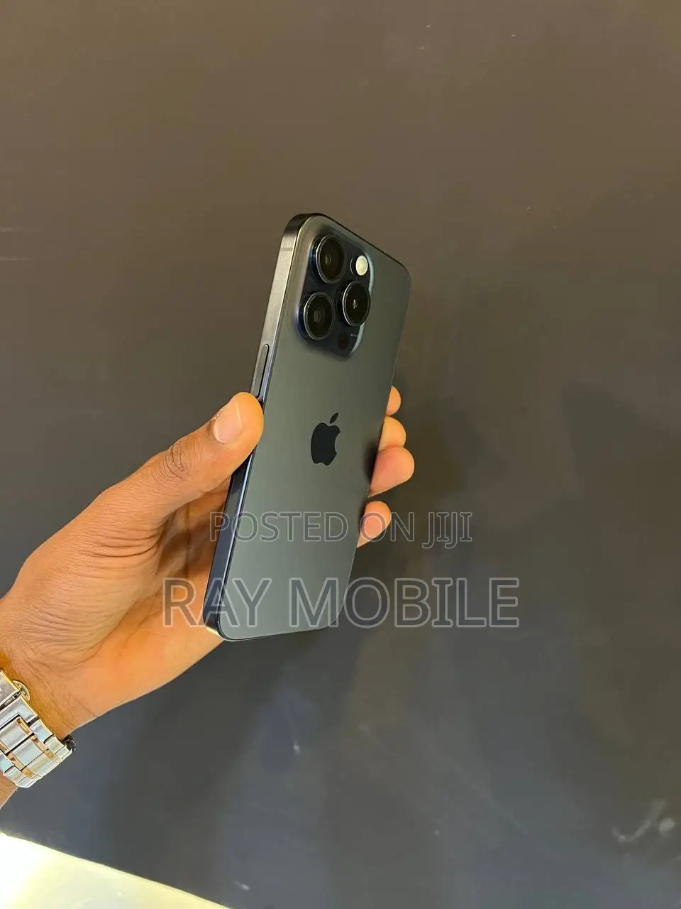 New Apple iPhone 15 Pro 128 GB Black