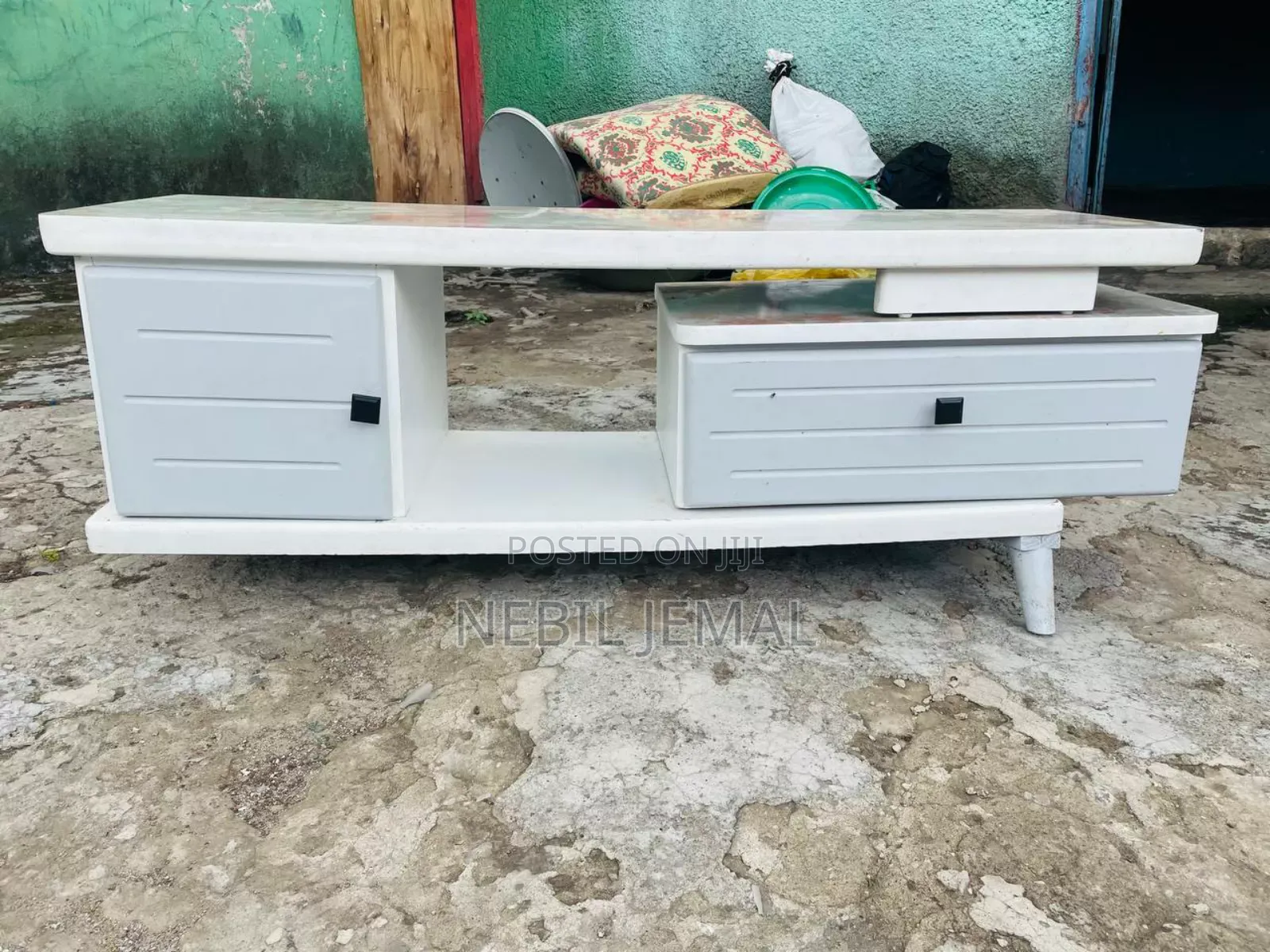 Tv Stand ( Tv Maskmchya )