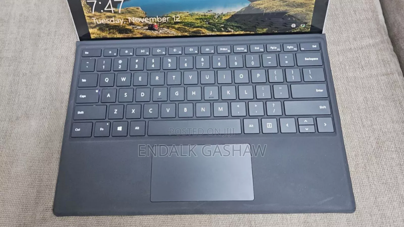 New Laptop Microsoft Surface Pro 7 8GB Intel Core I5 SSD 256GB