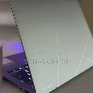 New Laptop Asus ZenBook UX303LA 32GB Intel Core I9 SSD 512GB