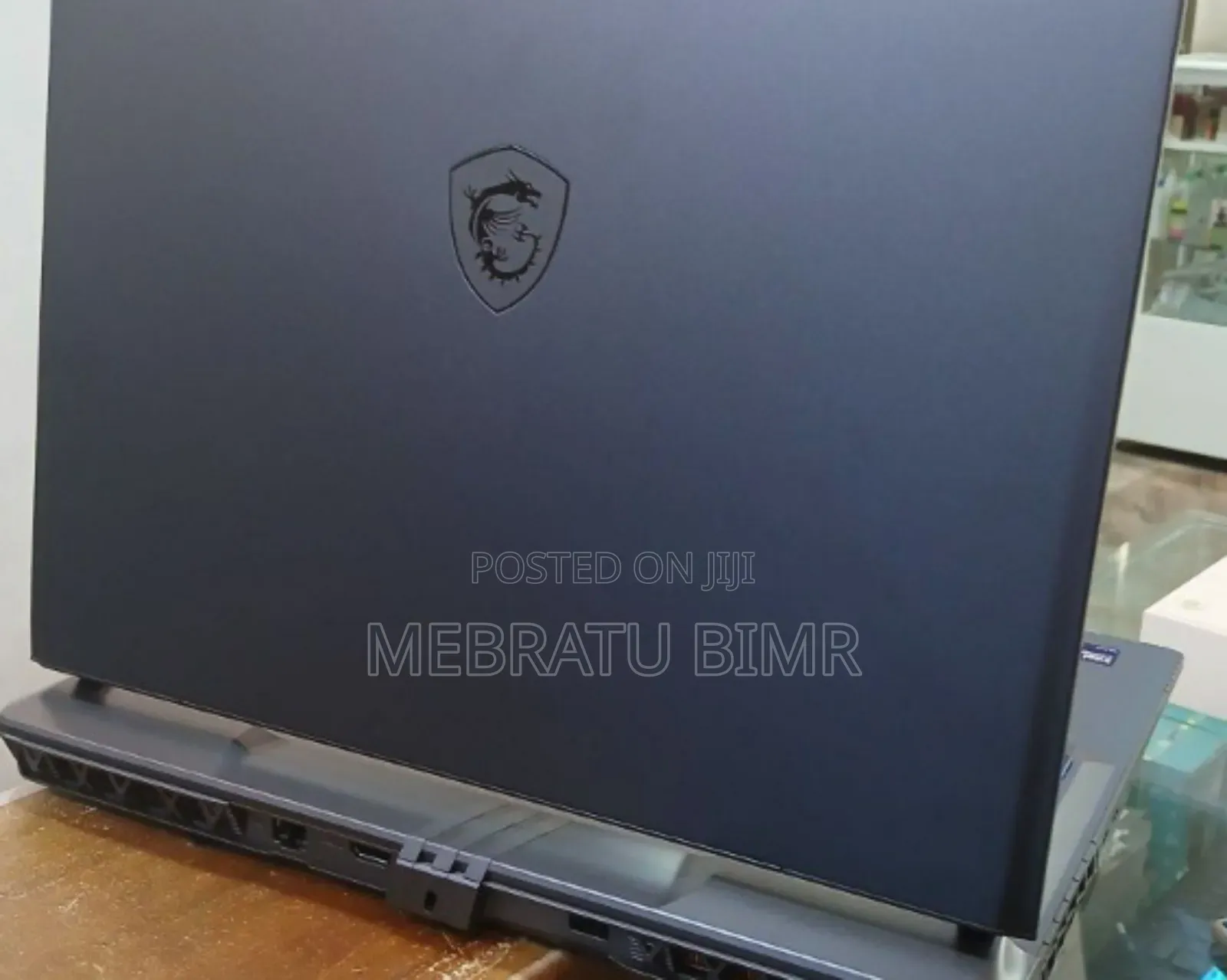 New Laptop MSI Vector 17 HX AI A2XWJG 16GB Intel Core Ultra 7 SSD 1T