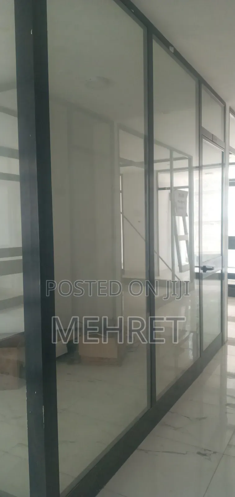 ያለቀ ካርታ ያለው የንግድ ሱቅ መገናኛ ሾላ ገበያ