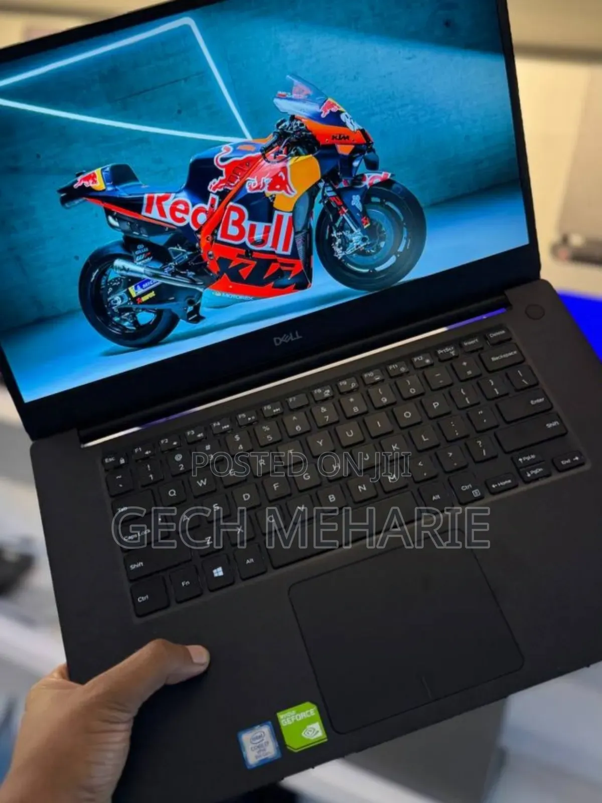 New Laptop Dell Precision 5540 16GB Intel Core I7 SSD 512GB