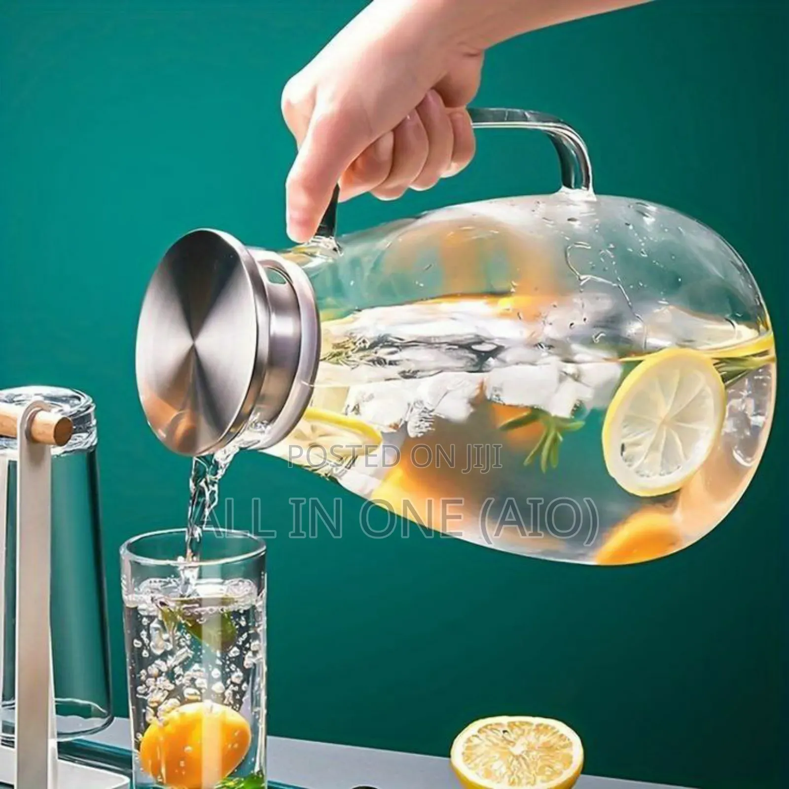  ግላስ የውሀ ማቅረቢያ 