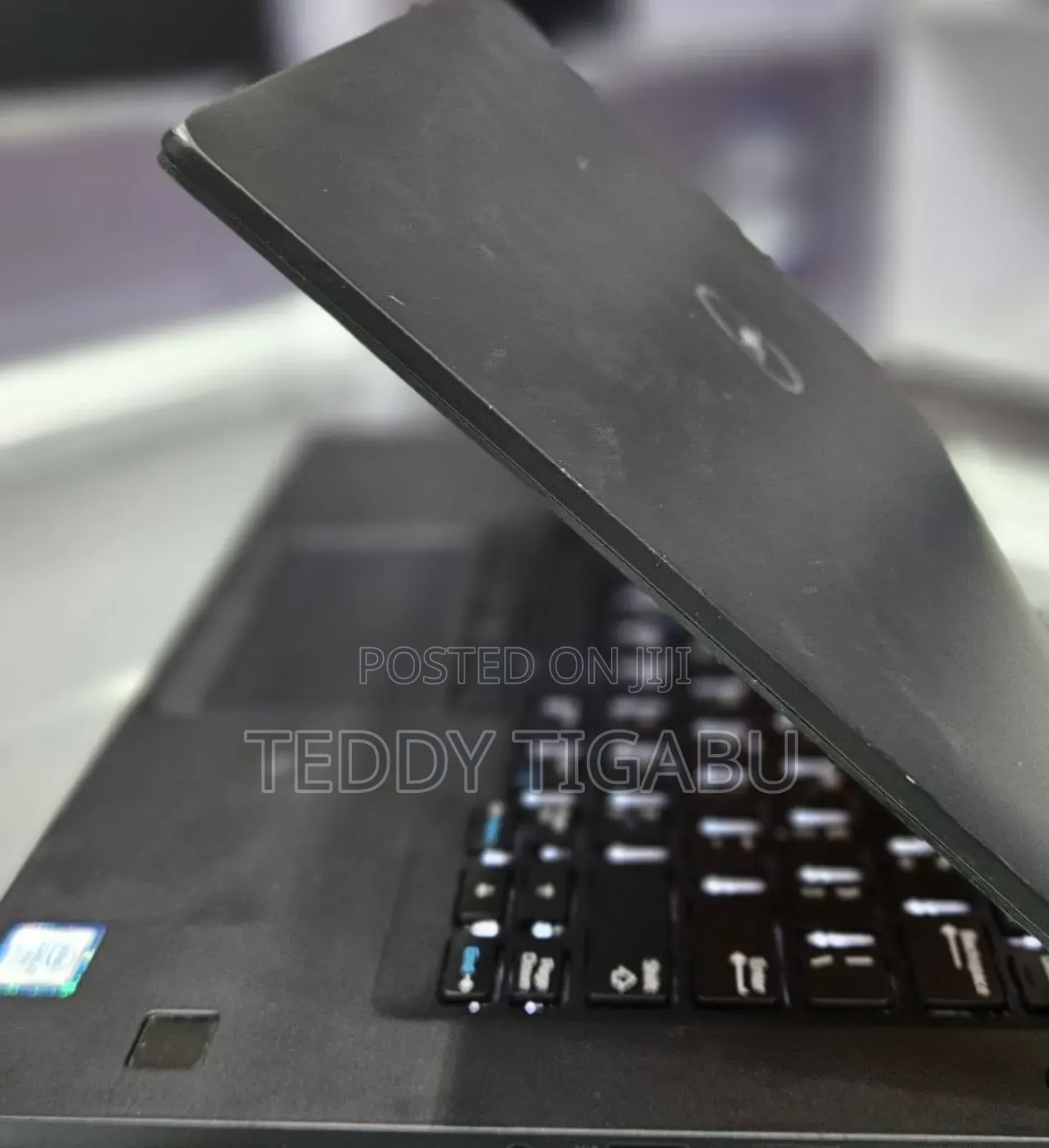 New Laptop Dell Latitude 7490 8GB Intel Core I7 SSD 512GB