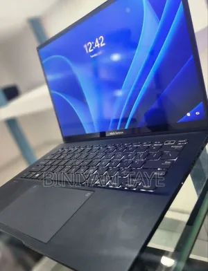 New Laptop Asus ZenBook UX303UB 16GB Intel Core I7 SSD 512GB