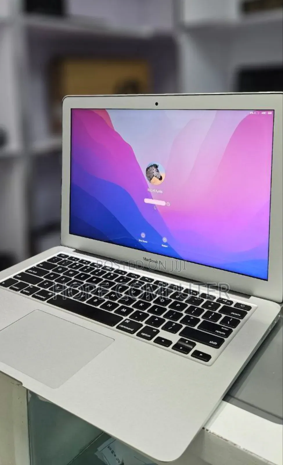 New Laptop Apple MacBook Air 2017 8GB Intel Core I5 SSD 128GB