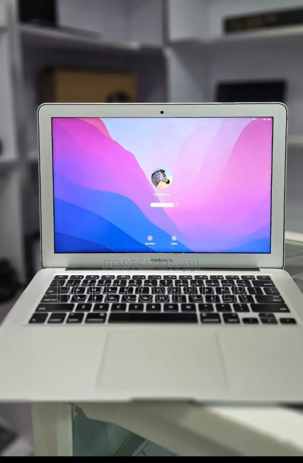 New Laptop Apple MacBook Air 2017 8GB Intel Core I5 SSD 128GB