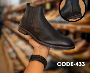 ከ ንፁህ ቆዳ የተሰሩ ጫማዎች